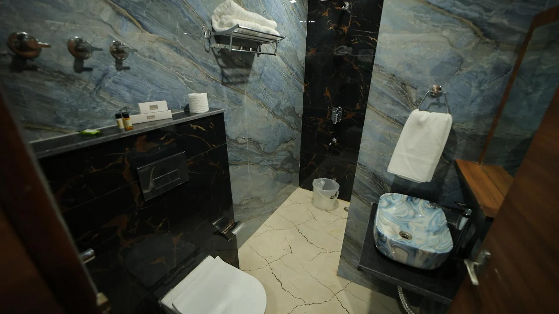 Hotel Dev Villas Agra  Agra (Uttar Pradesh)