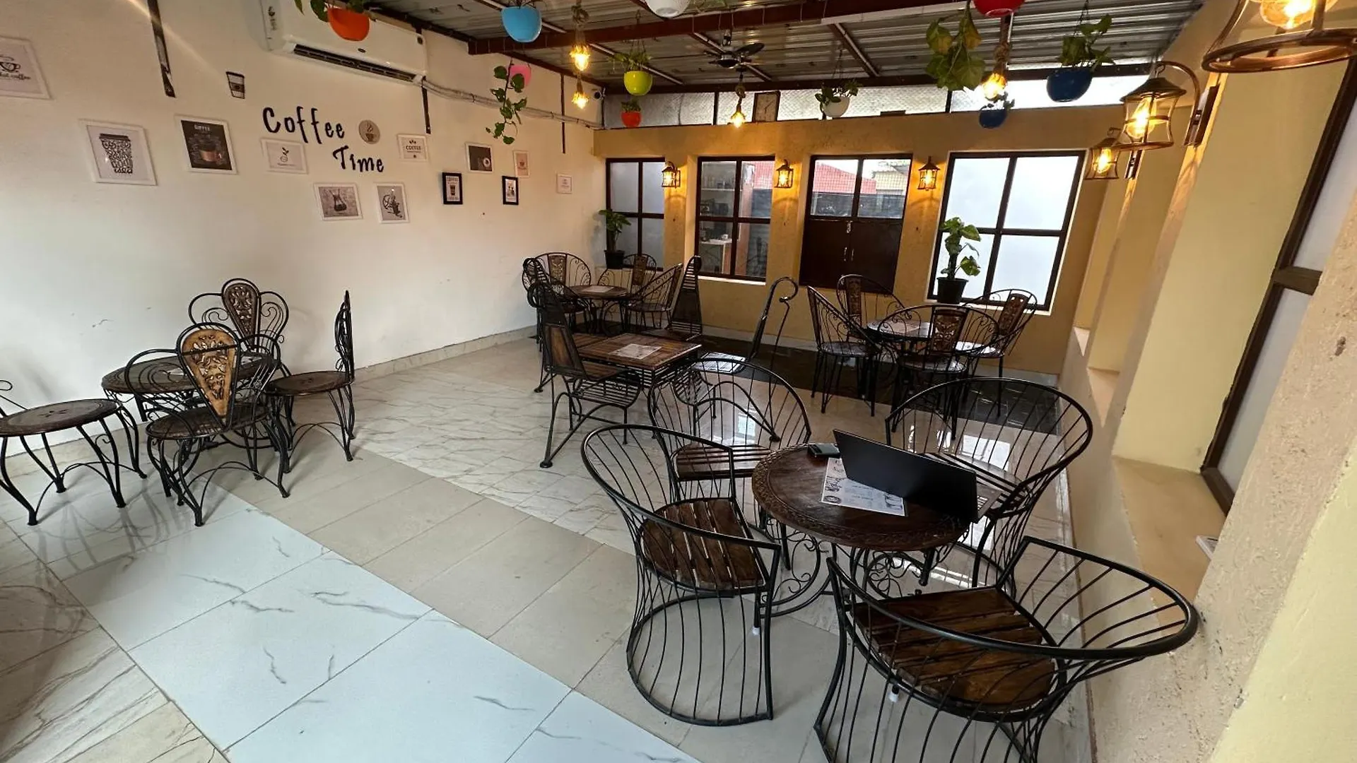 Hotel Dev Villas Agra  India