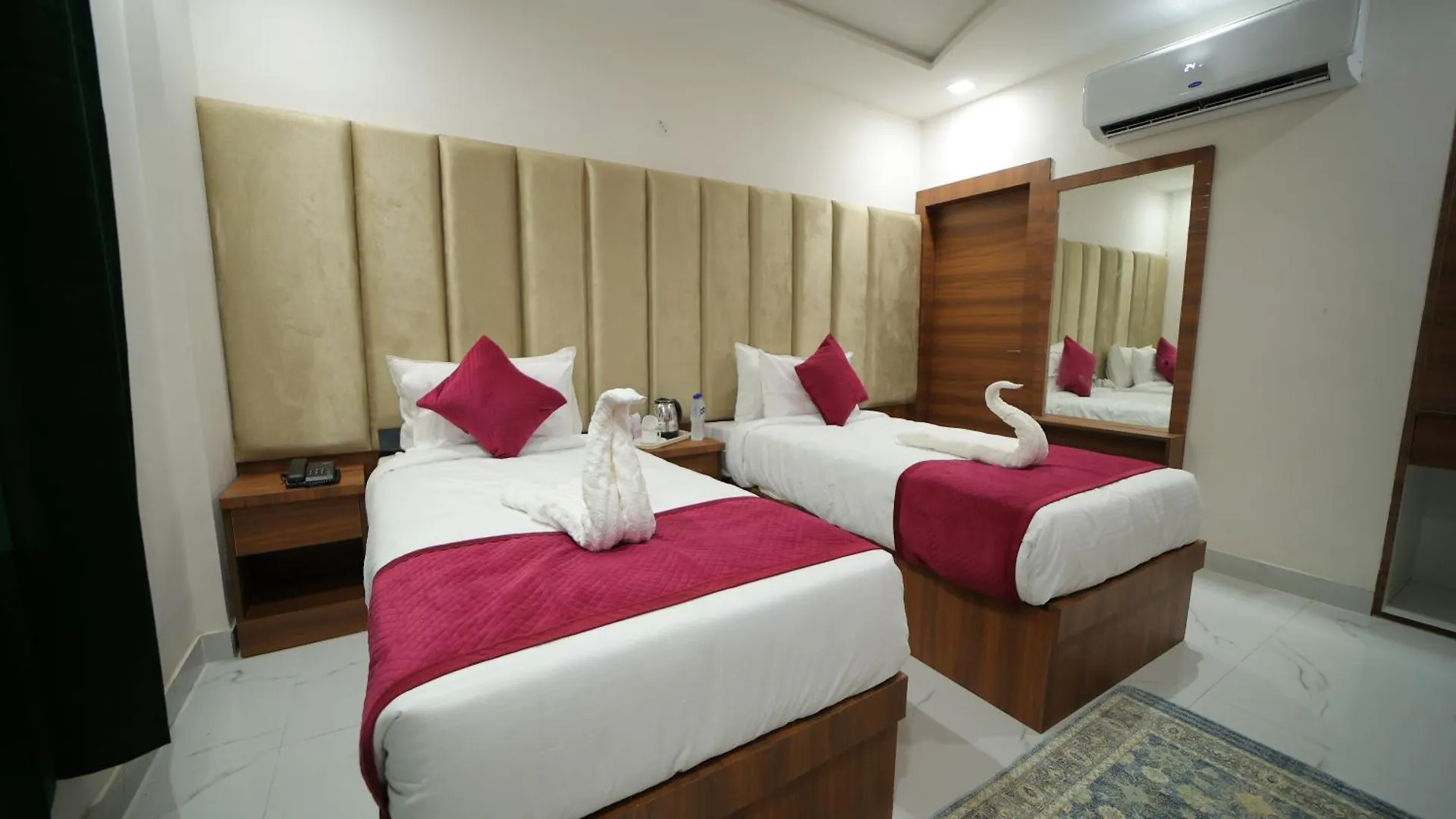 ***  Hotel Dev Villas Agra  India