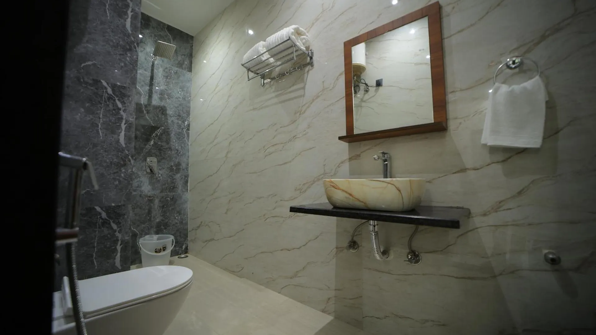 ***  Hotel Dev Villas Agra  India