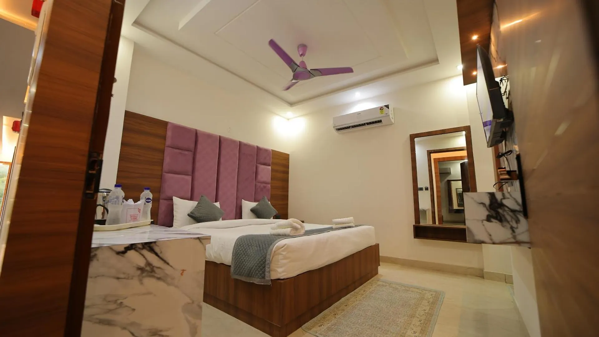 Hotel Dev Villas Agra  India