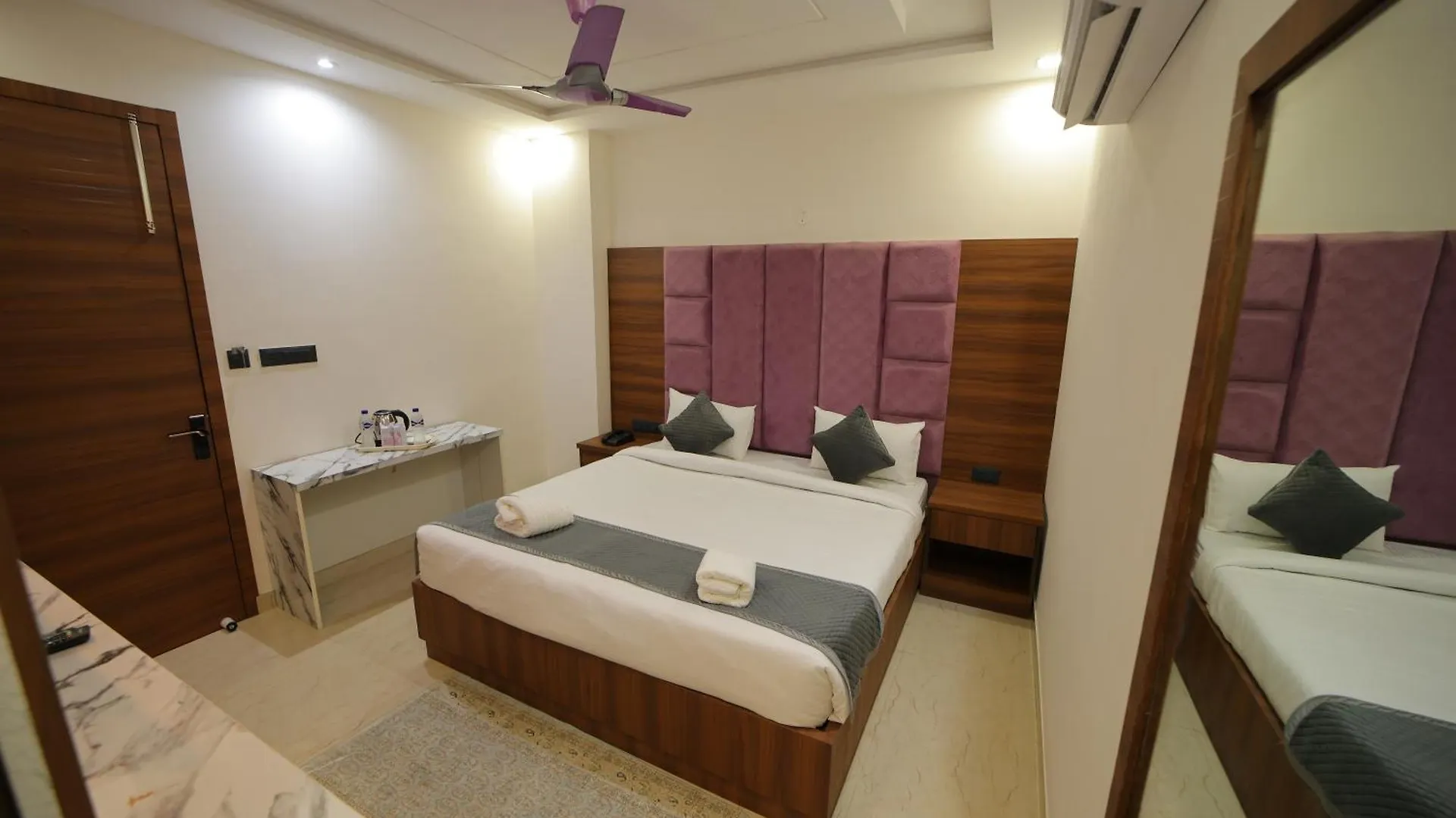 Hotel Dev Villas Agra   Agra (Uttar Pradesh)