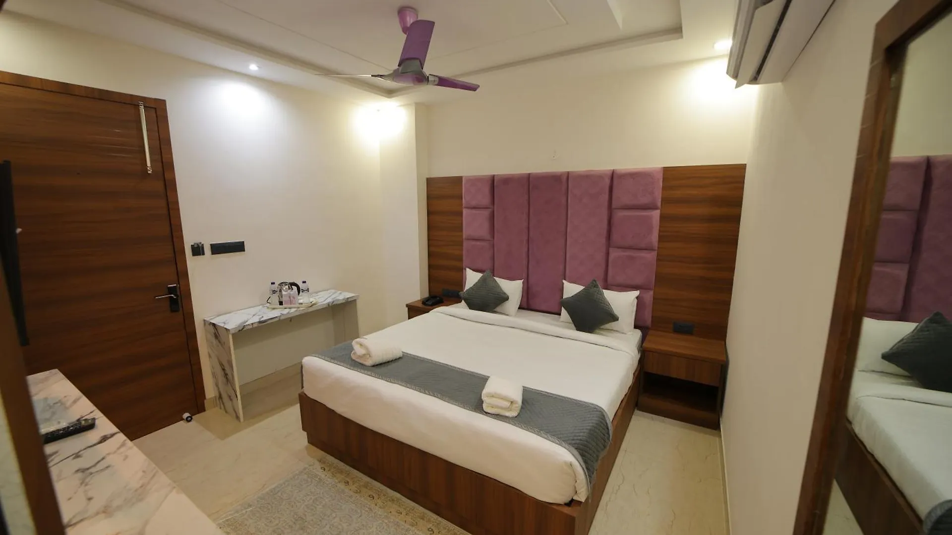 Hotel Dev Villas Agra