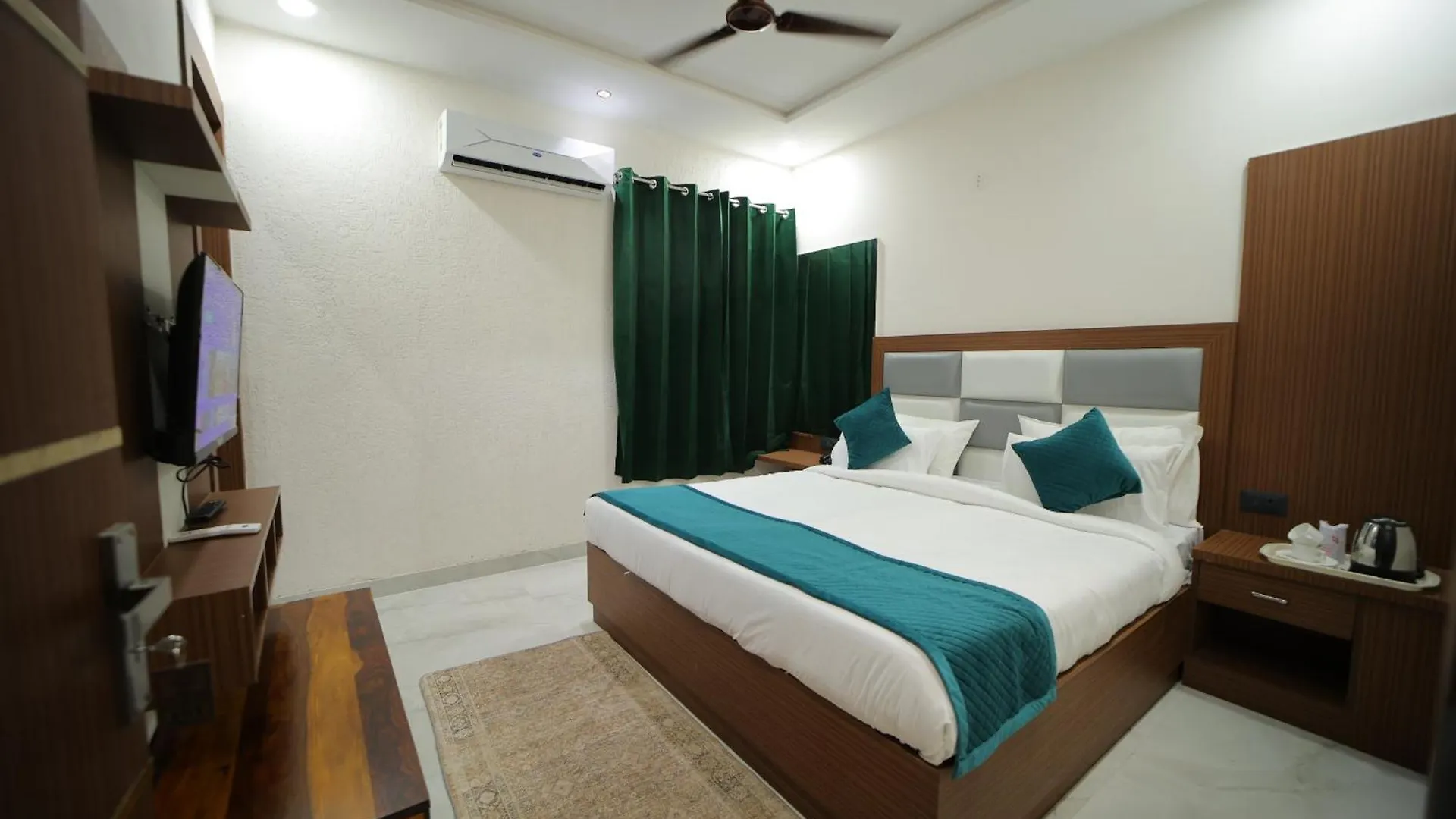 Hotel Dev Villas Agra