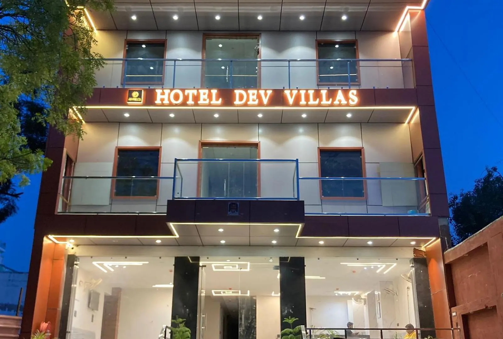 Hotel Dev Villas Agra
